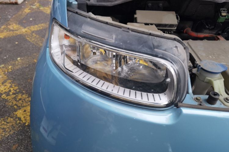 Used ORA White Cat 2020 305 km Luxury Version Right Front Headlight