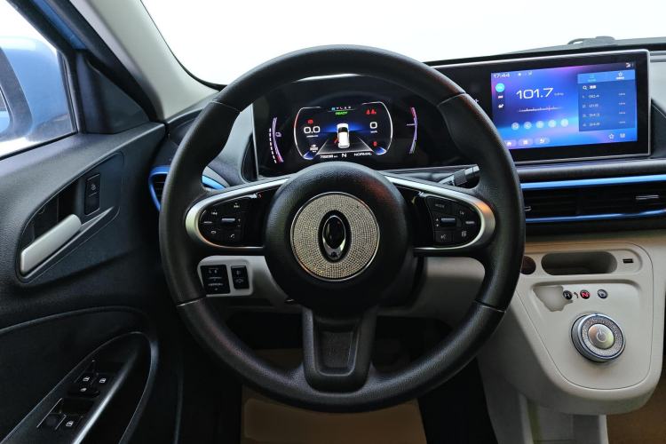 Used ORA White Cat 2020 305 km Luxury Version Steering Wheel