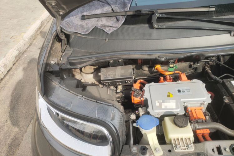 Used ORA White Cat 2020 360 km Luxury Version Engine Bay Right