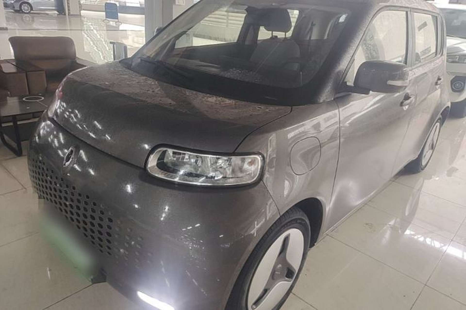 Used ORA White Cat 2020 360 km Luxury Version Front Left 45 Deg