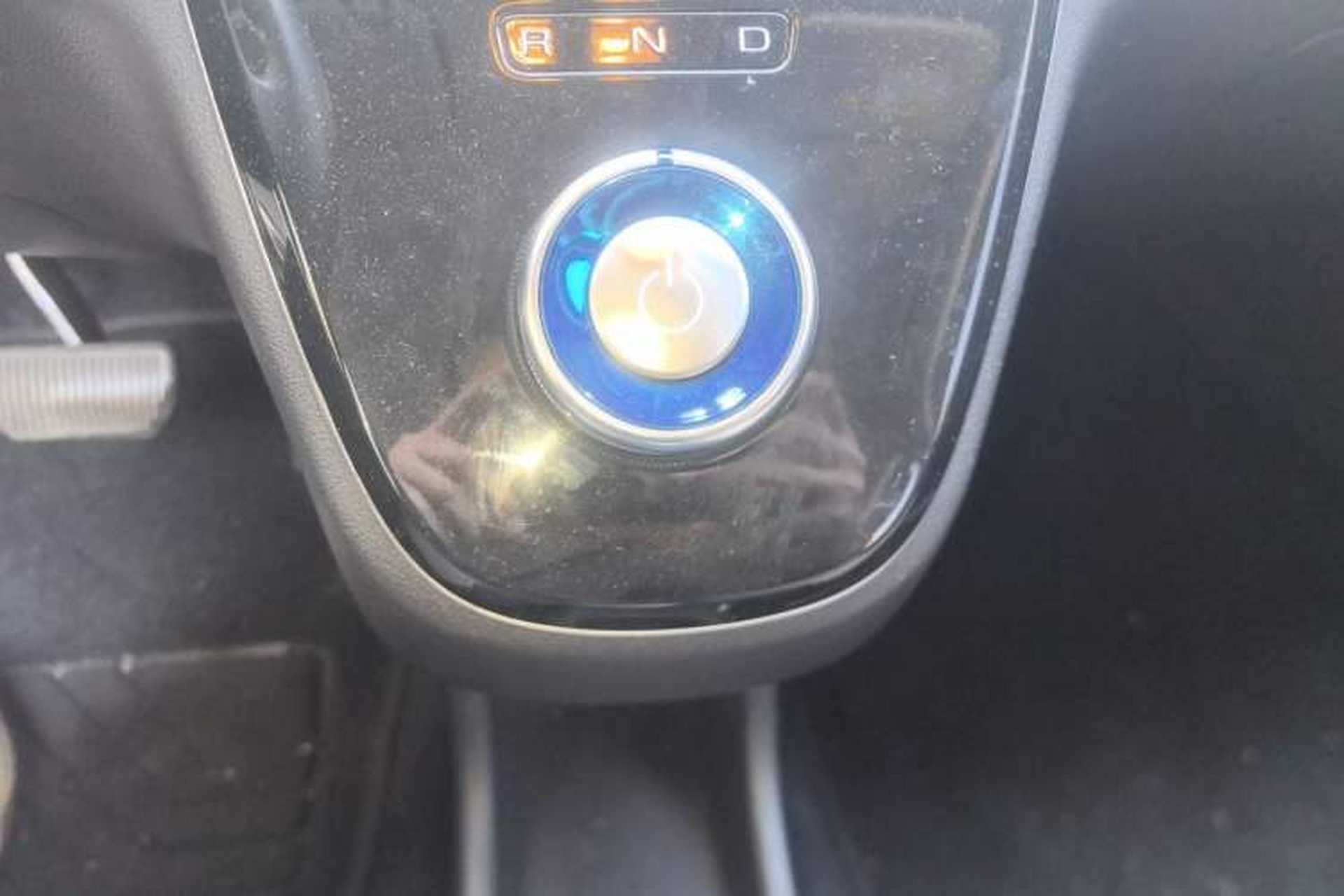 Used ORA White Cat 2020 305 km Luxury Version Gear Lever