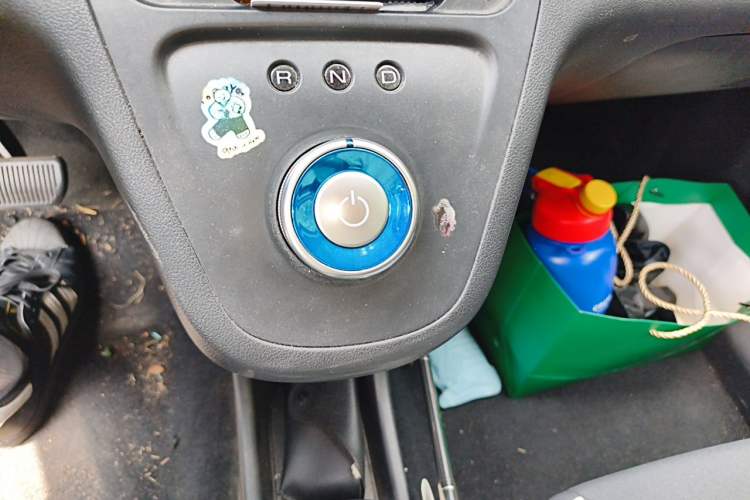 Used ORA White Cat 2020 305 km Luxury Version Gear Lever