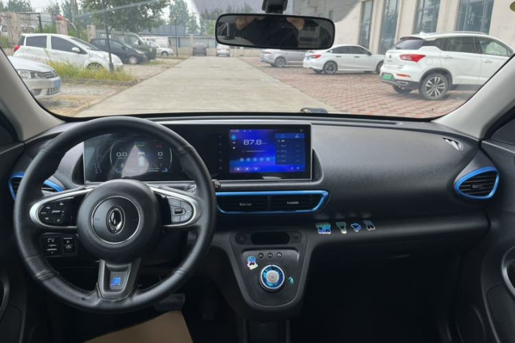 Used ORA White Cat 2020 305 km Luxury Version Interior 1
