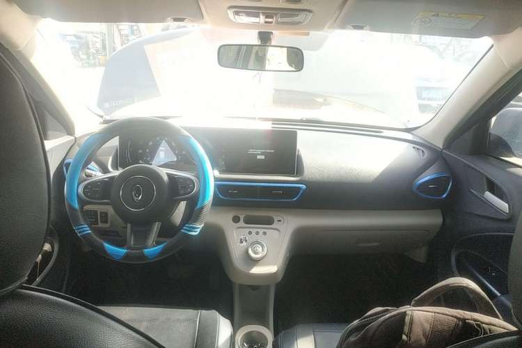 Used ORA White Cat 2020 305 km Luxury Version Interior 1