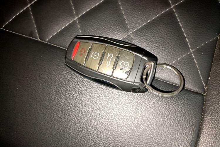 Used ORA White Cat 2020 401 km Long-Range Version Interior 1