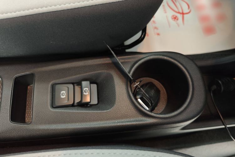 Used ORA White Cat 2020 360 km Luxury Version Interior 8