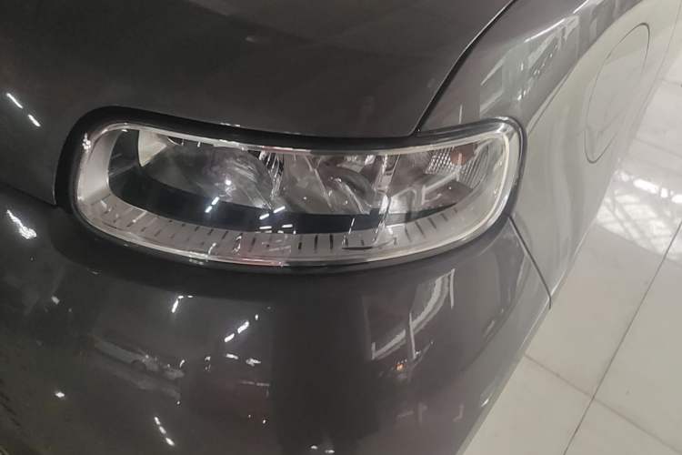 Used ORA White Cat 2020 360 km Luxury Version Left Front Headlight