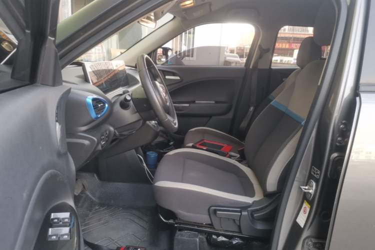 Used ORA White Cat 2020 305 km Luxury Version Left Front Seat