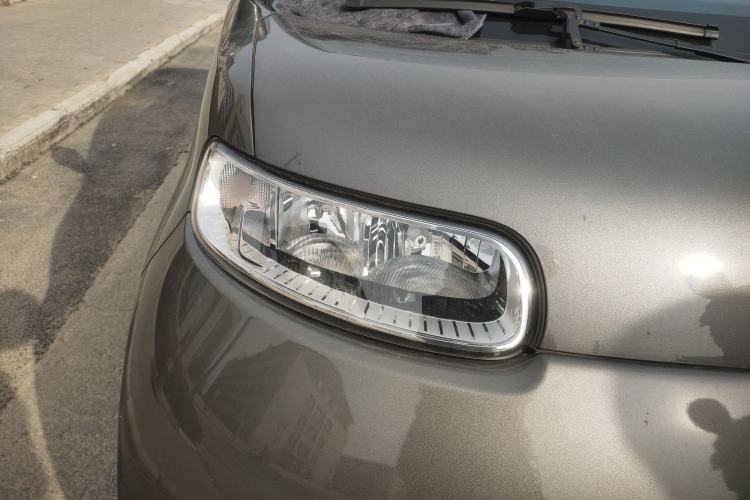 Used ORA White Cat 2020 360 km Luxury Version Right Front Headlight