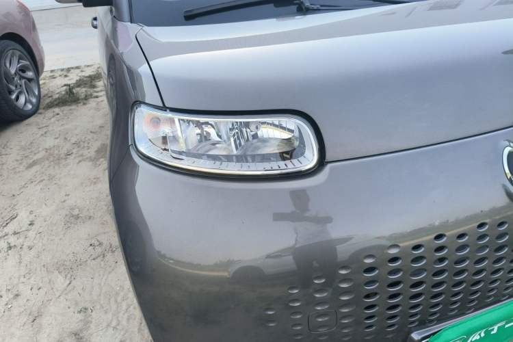 Used ORA White Cat 2020 305 km Luxury Version Right Front Headlight