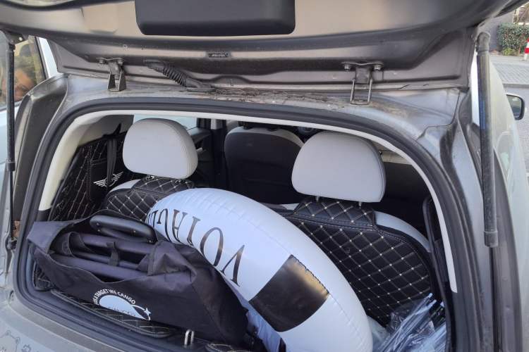 Used ORA White Cat 2020 305 km Luxury Version Trunk