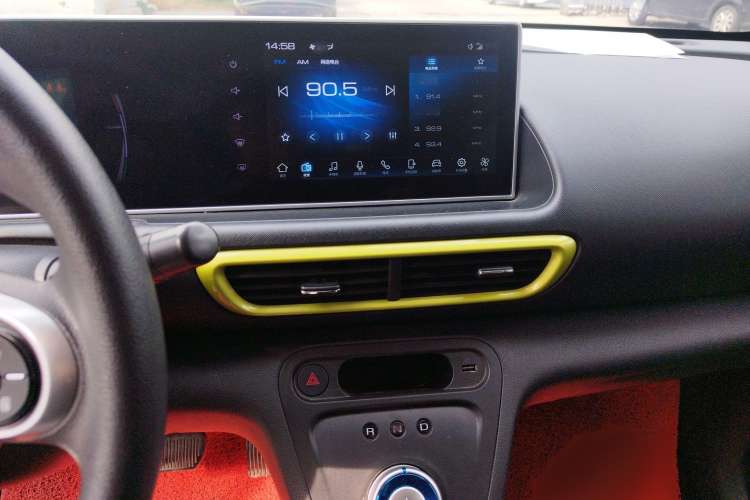 Used ORA White Cat 2020 305 km Luxury Version Audio And AC Panel
