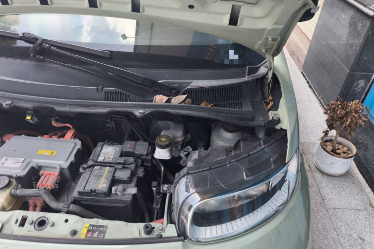 Used ORA White Cat 2020 305 km Luxury Version Engine Bay Left