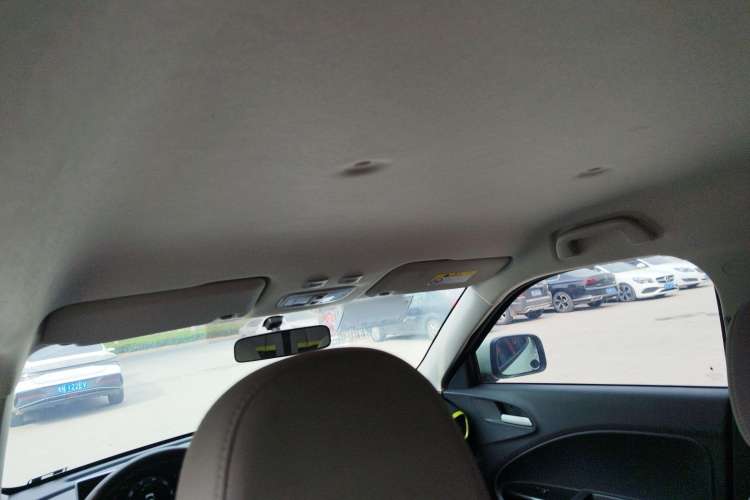 Used ORA White Cat 2020 305 km Luxury Version Headliner