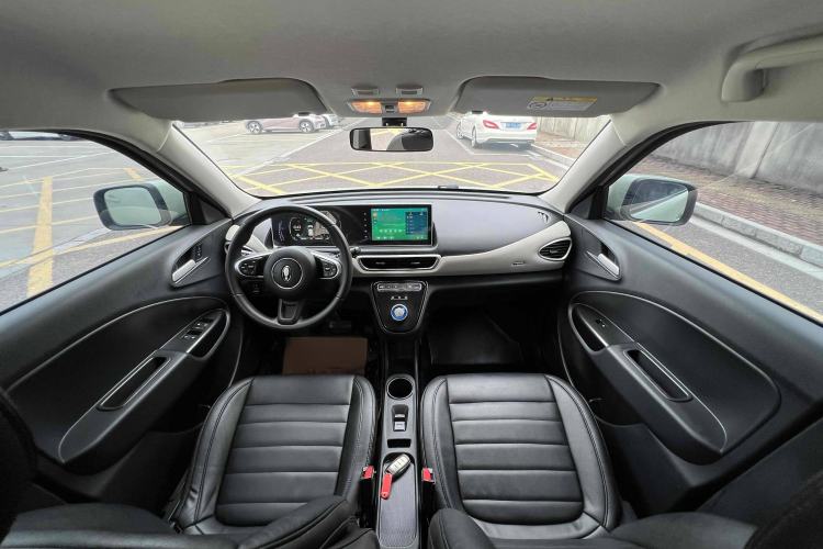 Used ORA White Cat 2020 305 km Luxury Version Interior 2