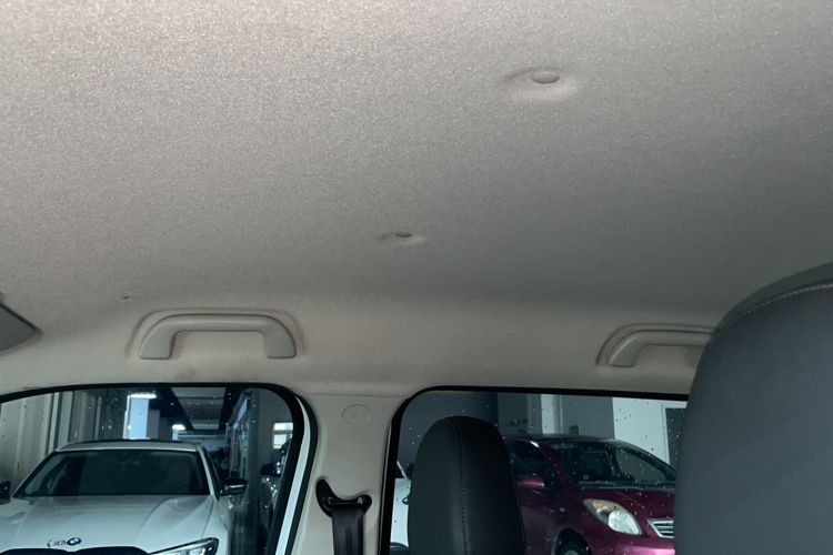 Used ORA White Cat 2020 401 km Long-Range Version Interior 4