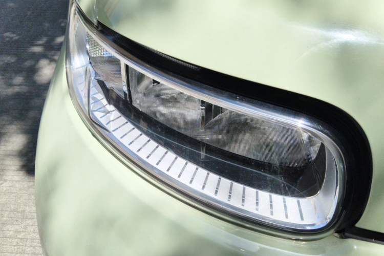 Used ORA White Cat 2020 305 km Luxury Version Right Front Headlight