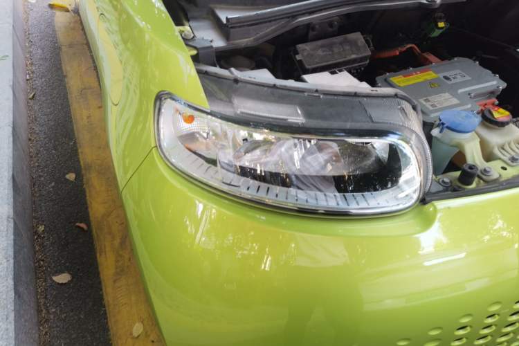 Used ORA White Cat 2020 360km Standard Version Right Front Headlight