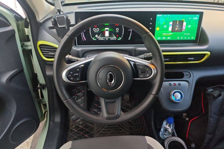 Used ORA White Cat 2020 305 km Luxury Version Steering Wheel