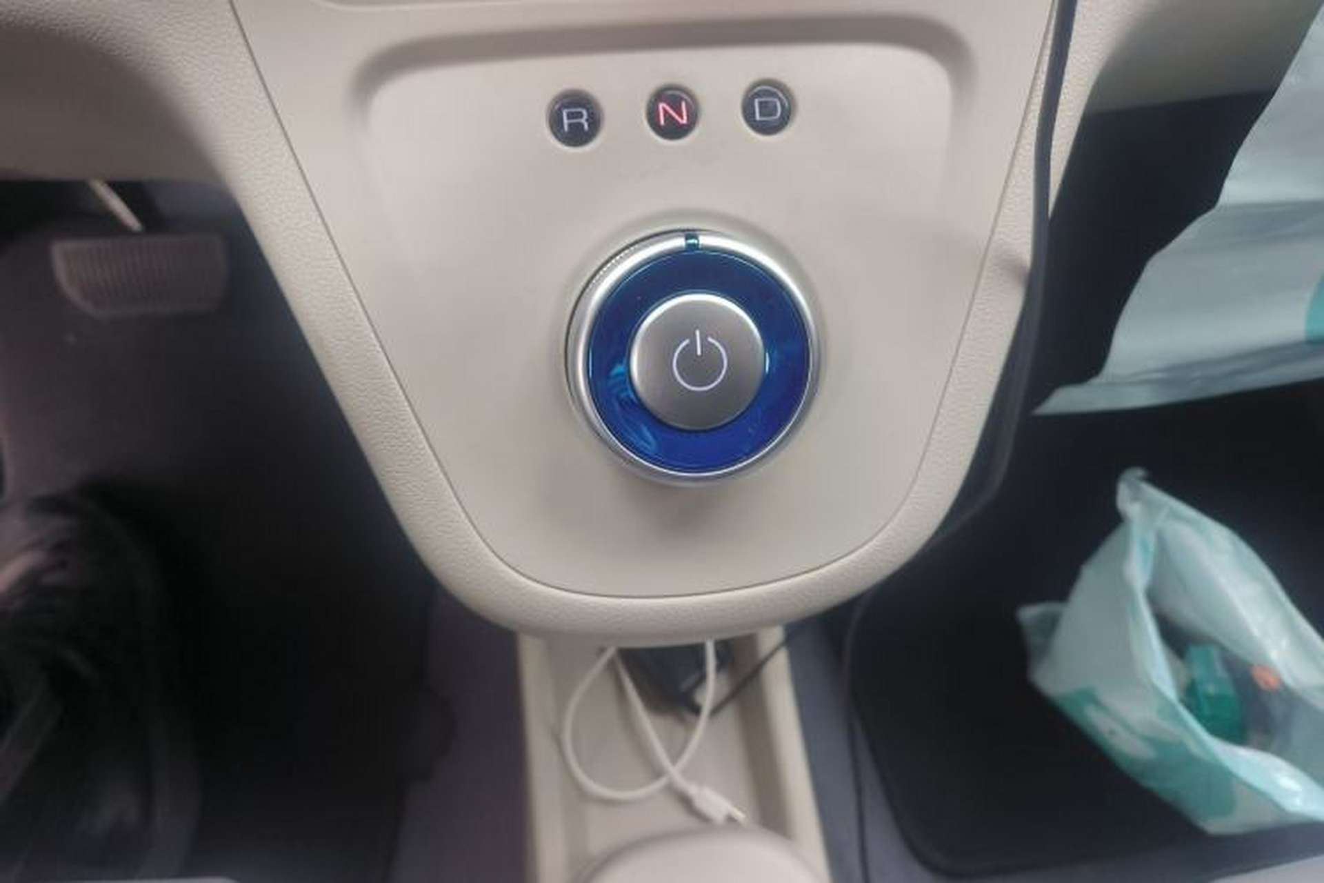 Used ORA White Cat 2020 401 km Long-Range Version Gear Lever