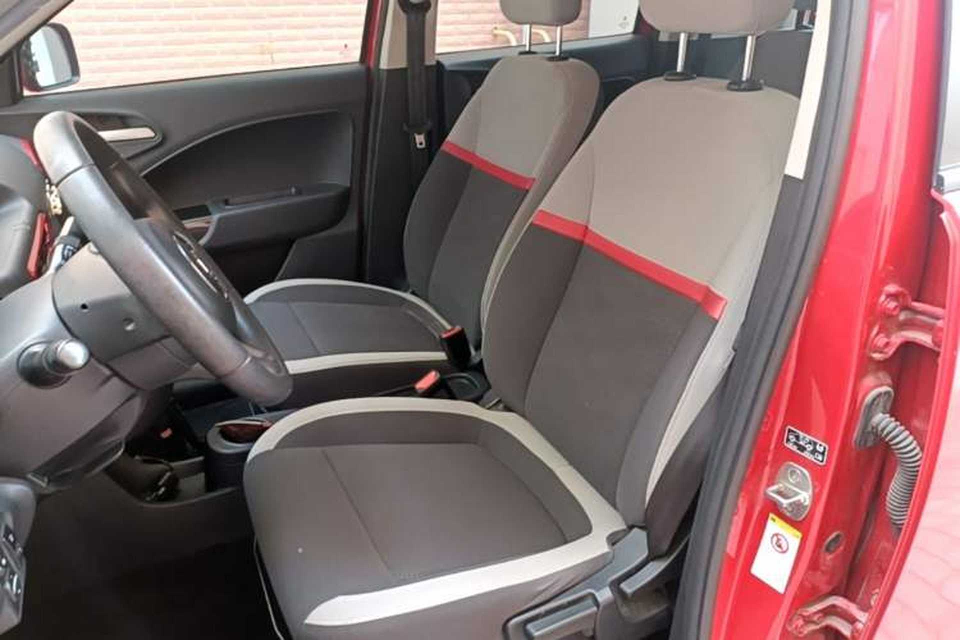 Used ORA White Cat 2020 305 km Luxury Version Left Front Seat
