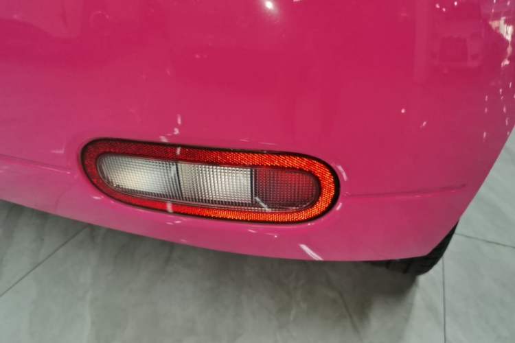 Used ORA White Cat 2020 360 km Luxury Version Right Rear Taillight