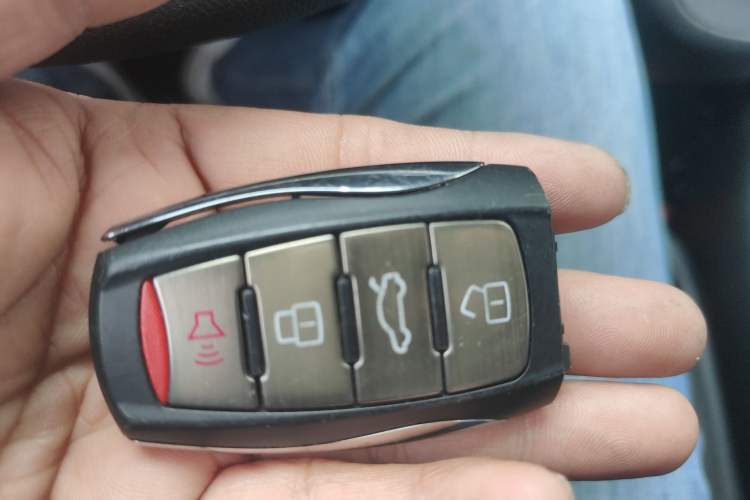 Used ORA White Cat 2020 401 km Flagship Version Vehicle Key