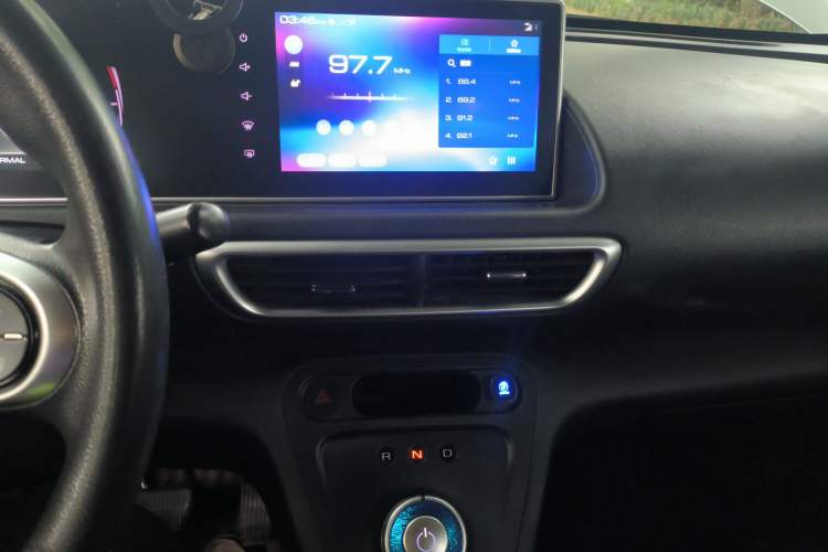 Used ORA White Cat 2020 305 km Luxury Version Audio And AC Panel
