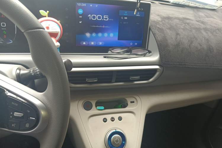 Used ORA White Cat 2020 401 km Flagship Version Audio And AC Panel