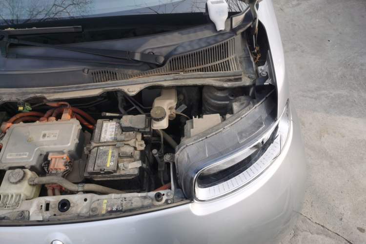 Used ORA White Cat 2020 360 km Luxury Version Engine Bay Left