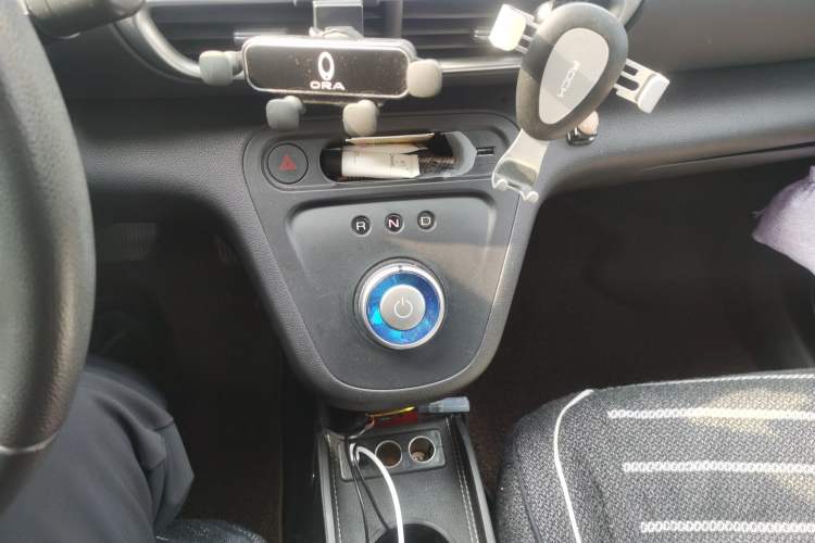 Used ORA White Cat 2020 360 km Luxury Version Gear Lever