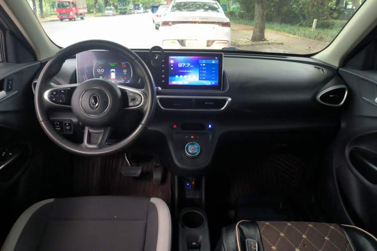 Used ORA White Cat 2020 305 km Luxury Version Interior 2