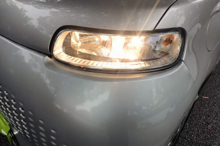 Used ORA White Cat 2020 305 km Luxury Version Left Front Headlight