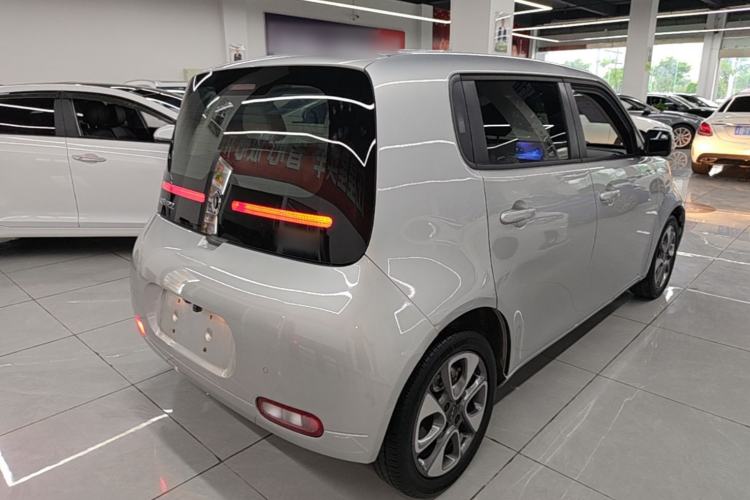 Used ORA White Cat 2020 305 km Luxury Version Rear Right 45 Deg