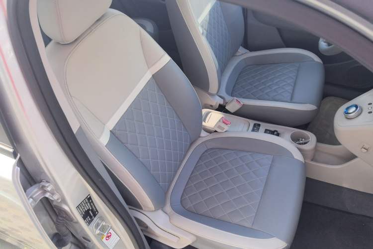 Used ORA White Cat 2020 401 km Flagship Version Right Front Seat