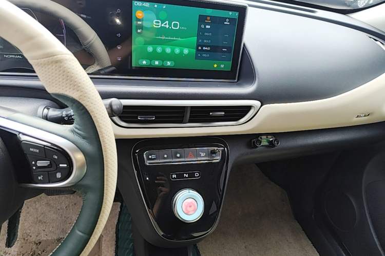 Used ORA White Cat 2020 305 km Luxury Version Audio And AC Panel