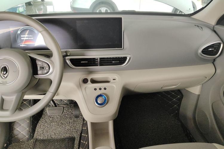 Used ORA White Cat 2020 360 km Luxury Version Audio And AC Panel