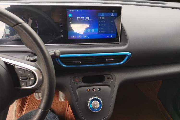 Used ORA White Cat 2020 305 km Luxury Version Audio And AC Panel