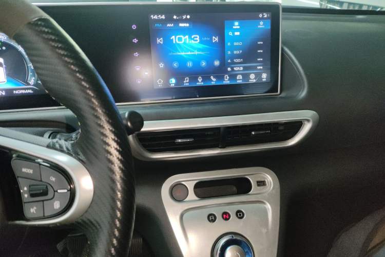 Used ORA White Cat 2020 305 km Luxury Version Audio And AC Panel