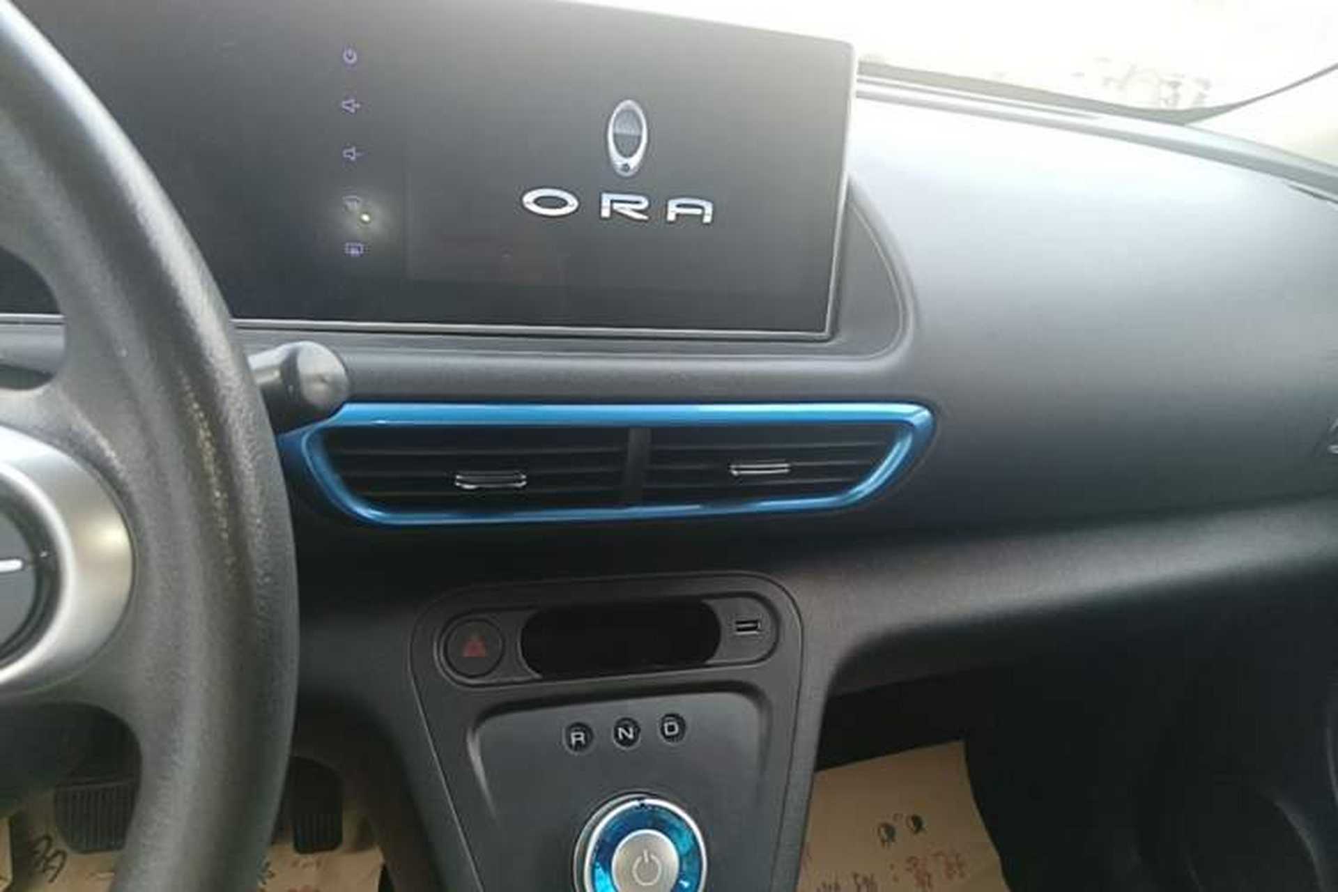 Used ORA White Cat 2020 305 km Luxury Version Audio And AC Panel
