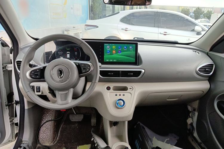 Used ORA White Cat 2020 360 km Luxury Version Center Console