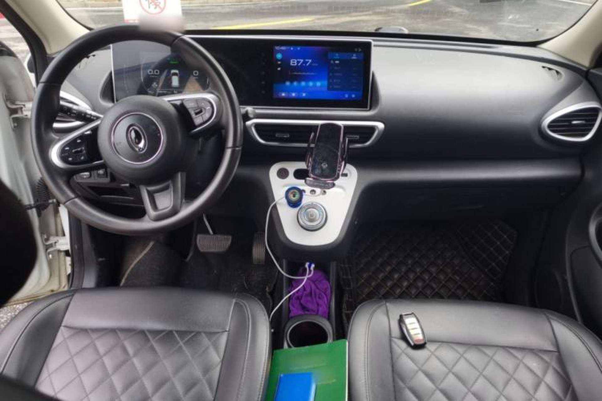 Used ORA White Cat 2020 401 km Long-Range Version Center Console