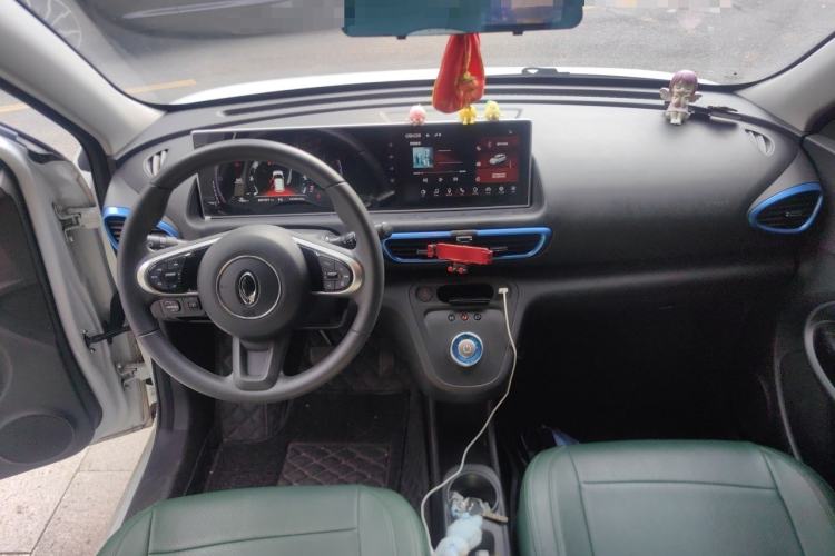 Used ORA White Cat 2020 305 km Luxury Version Center Console