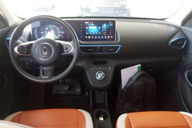 Used ORA White Cat 2020 360 km Luxury Version Center Console