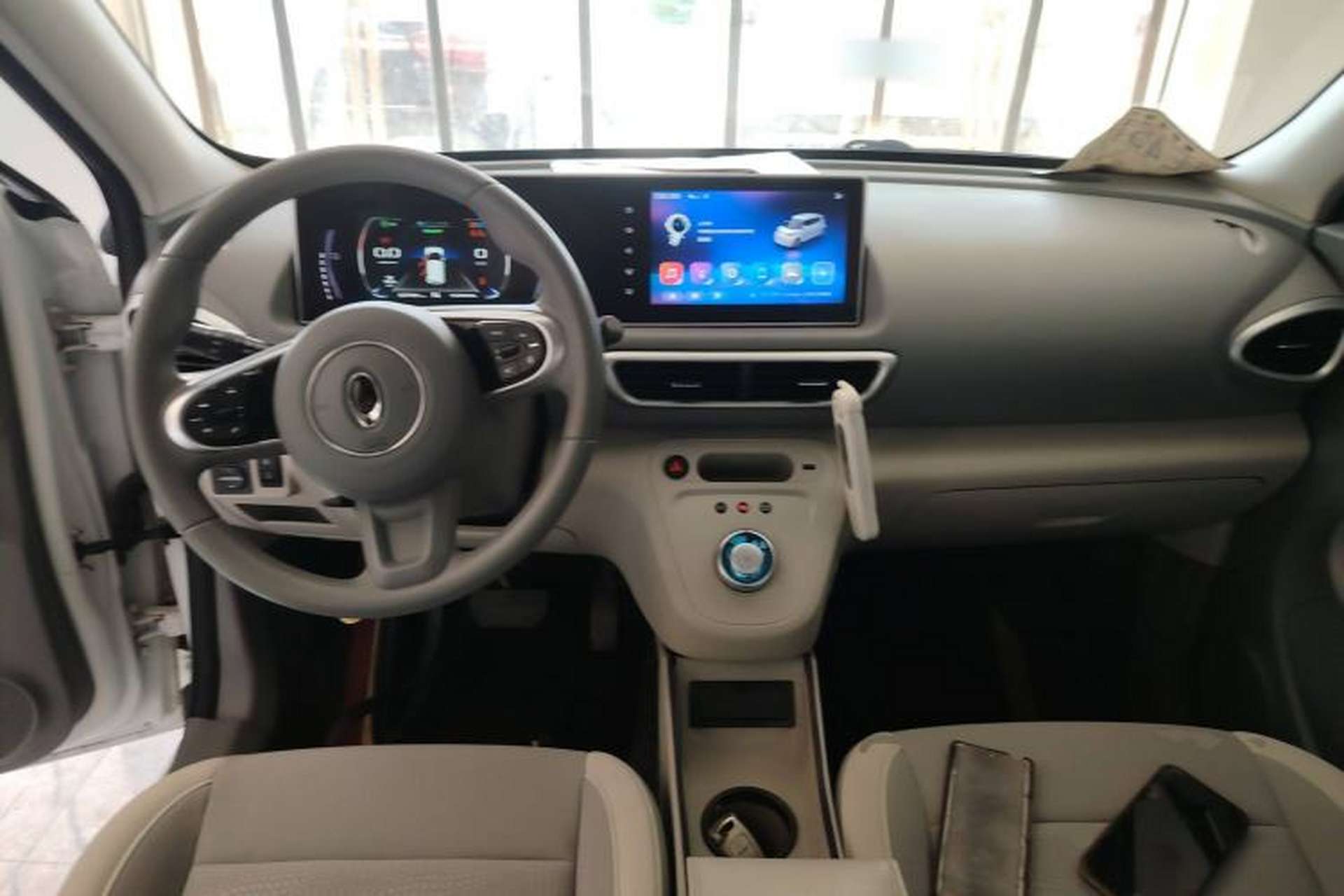 Used ORA White Cat 2020 305 km Luxury Version Center Console