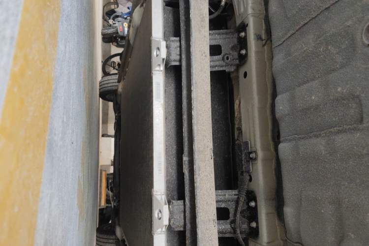 Used ORA White Cat 2020 305 km Luxury Version Chassis Rear