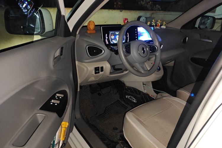 Used ORA White Cat 2020 305 km Luxury Version Driver Seat