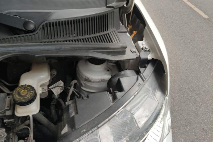 Used ORA White Cat 2020 305 km Luxury Version Engine Bay Left