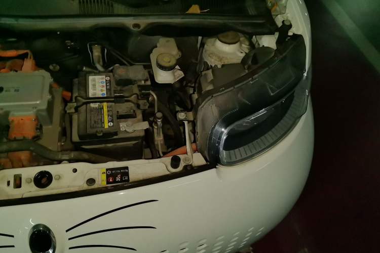 Used ORA White Cat 2020 401 km Flagship Version Engine Bay Left