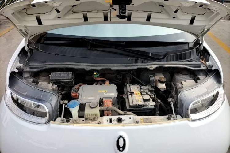 Used ORA White Cat 2020 305 km Luxury Version Engine Bay
